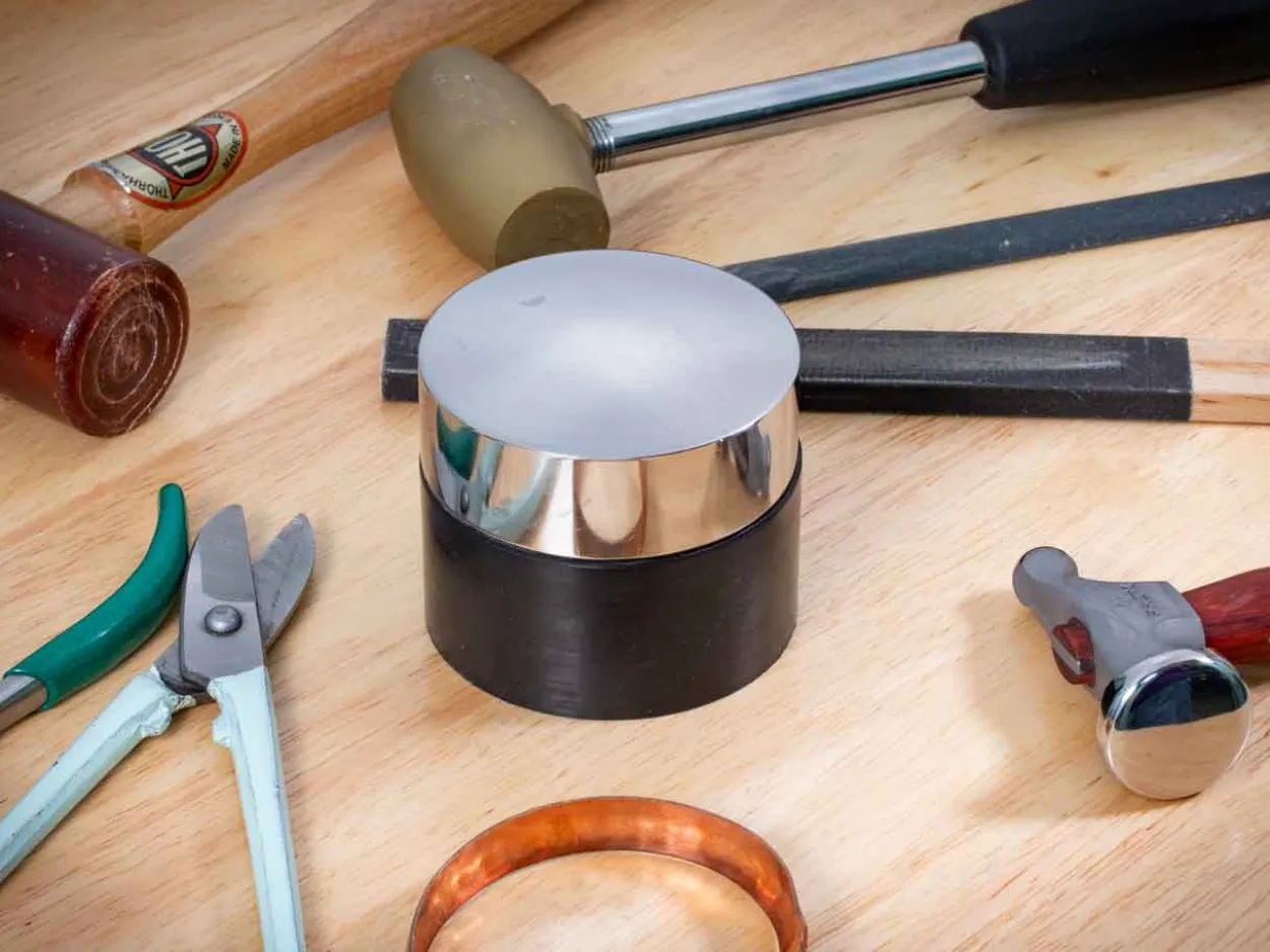 Bench Block Anvil Low Dome With Rubber Base