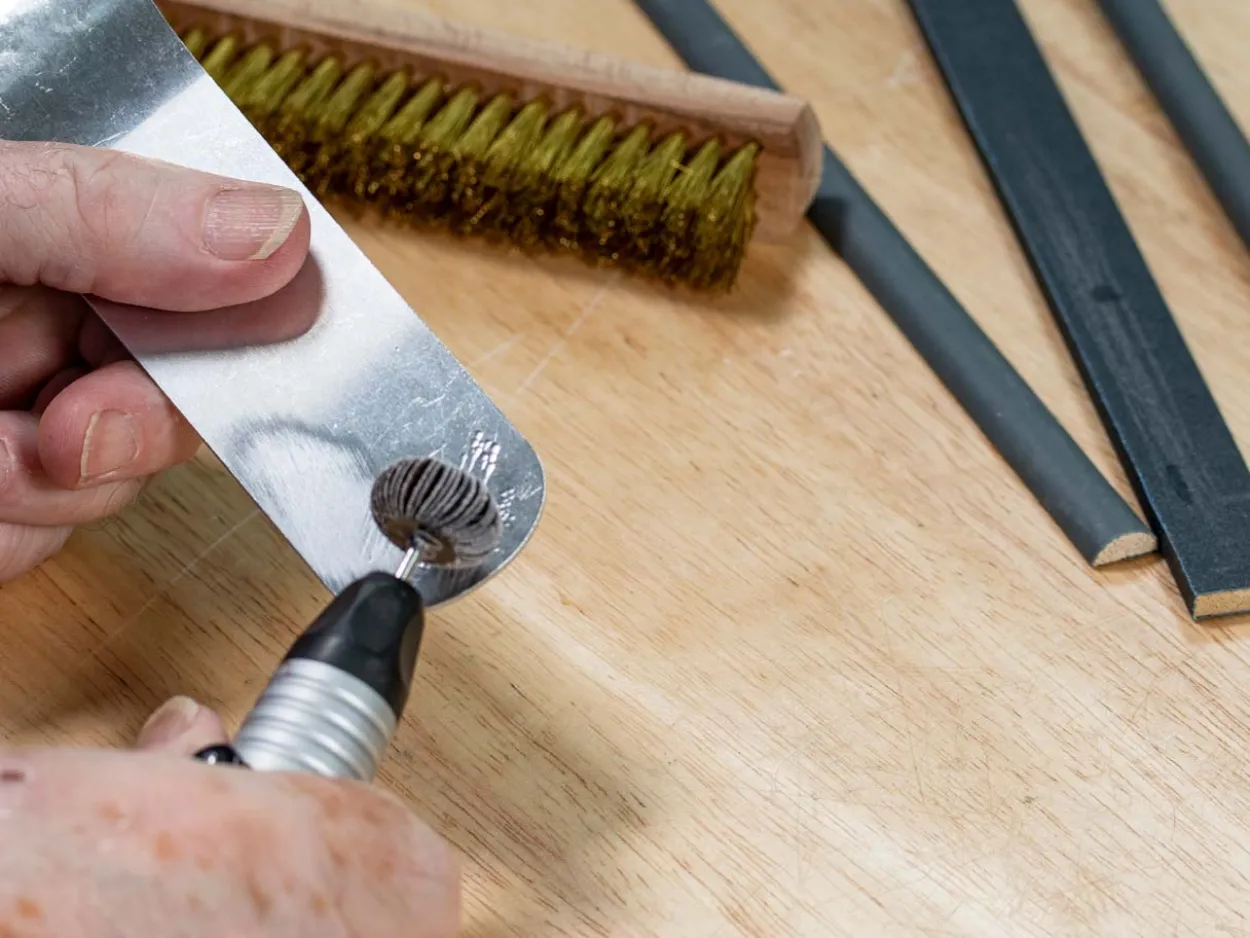 Bench Essentials By Cooksongold Emery Flap Wheel, Oval, 1000 Grit