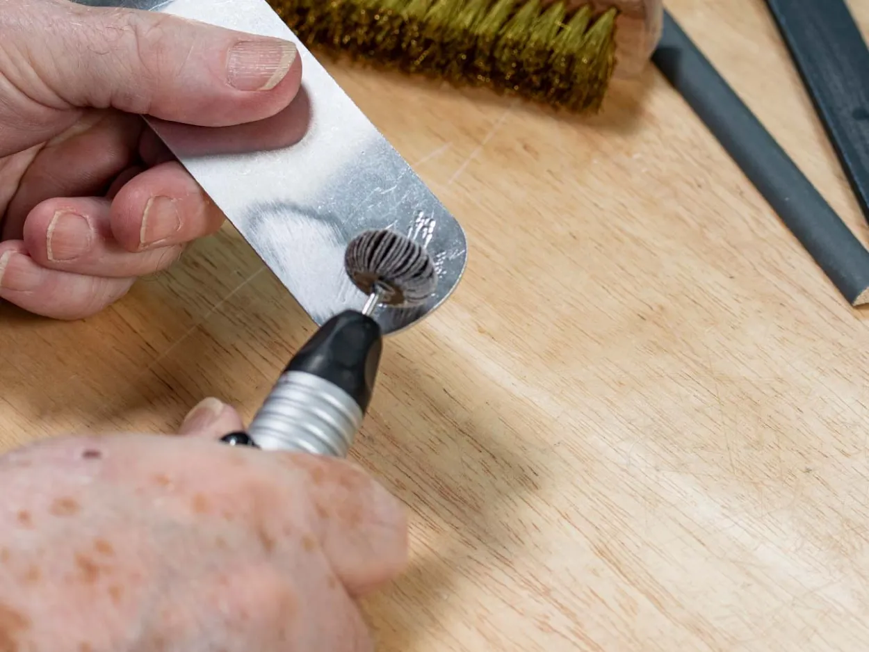 Bench Essentials By Cooksongold Emery Flap Wheel, Oval, 220 Grit