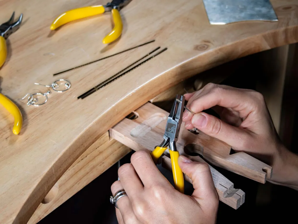 Bench Essentials By Cooksongold Half Round Pliers 130mm