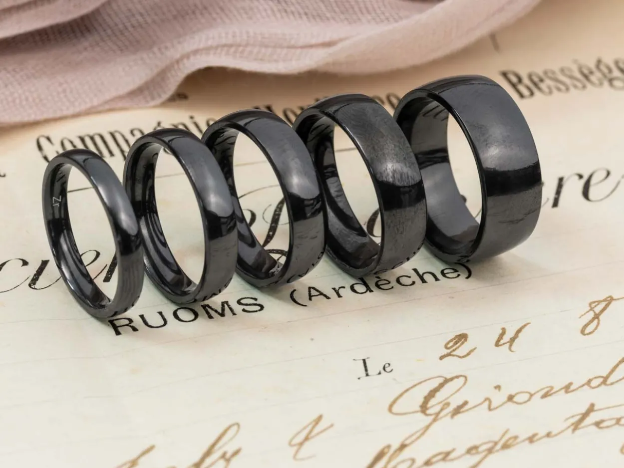 Black Zirconium Court Polished Wedding Ring 6.0mm, Size Z, 1.8mm Wall