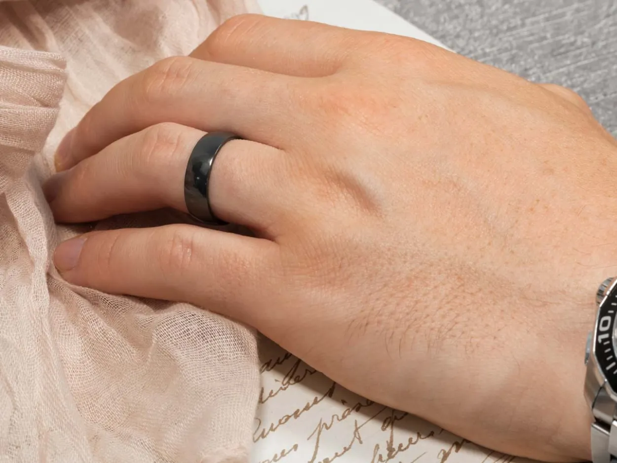 Black Zirconium Court Polished Wedding Ring 4.0mm, Size R, 1.6mm Wall