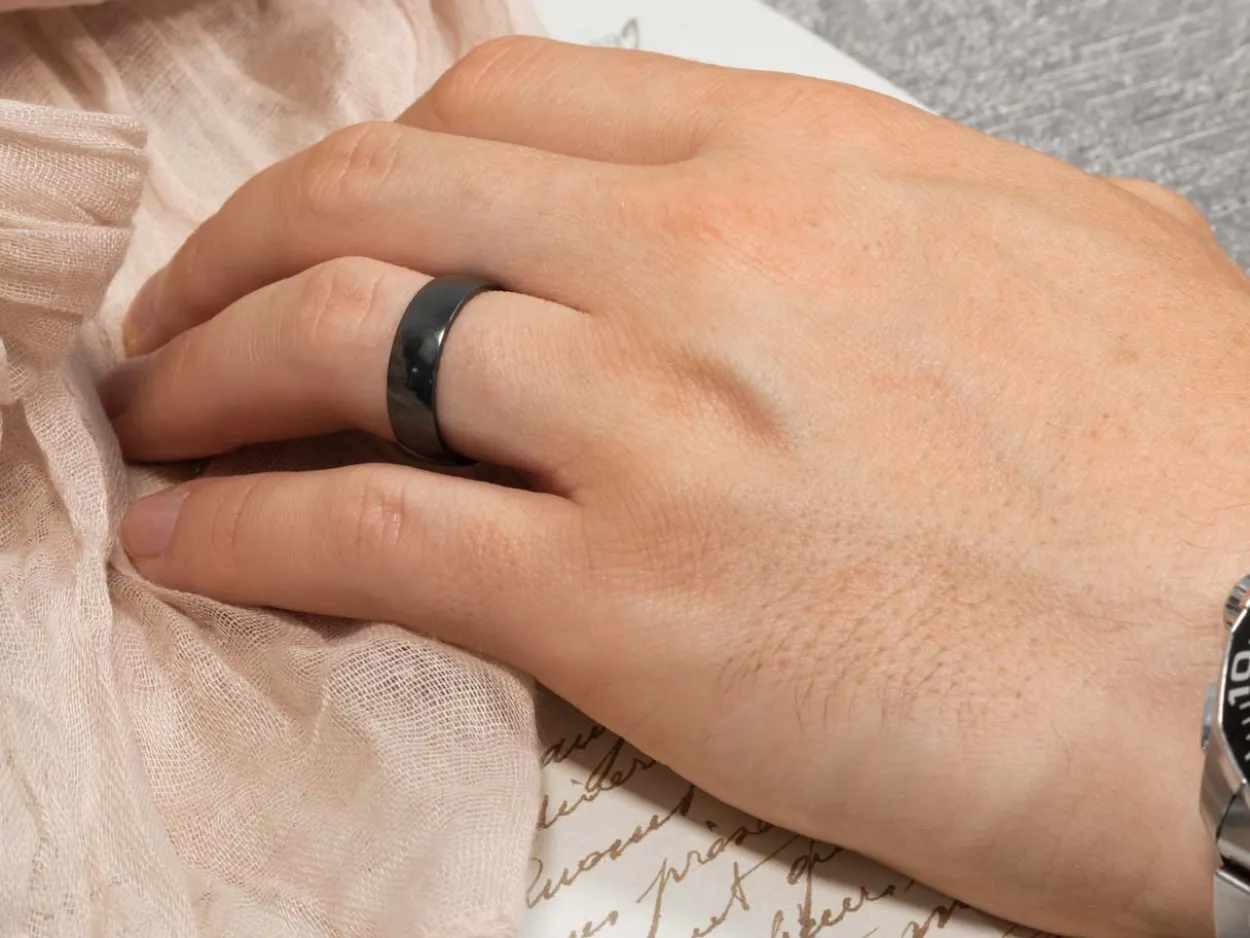 Black Zirconium Court Polished Wedding Ring 4.0mm, Size Q, 1.6mm Wall