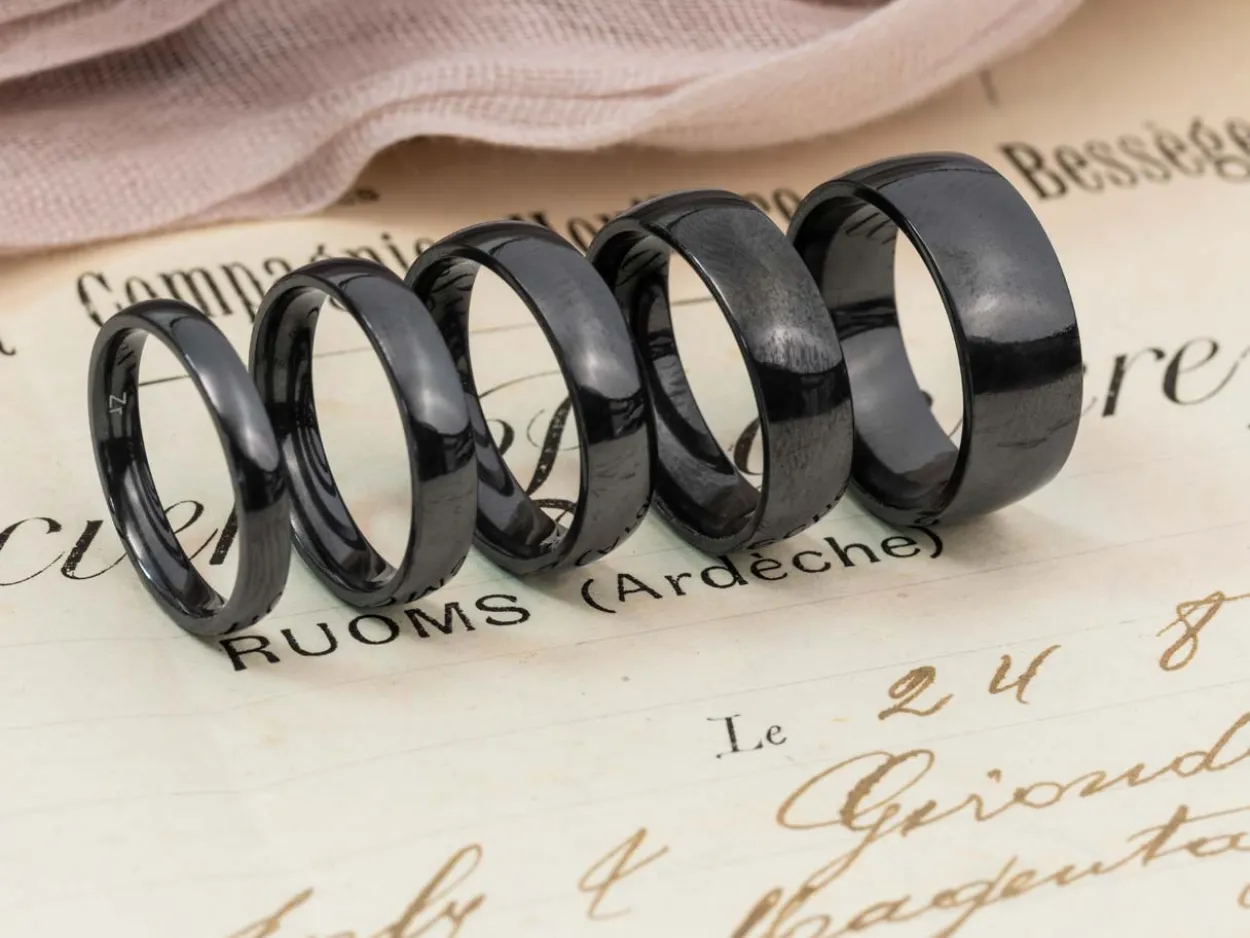 Black Zirconium Court Polished Wedding Ring 4.0mm, Size L, 1.6mm Wall