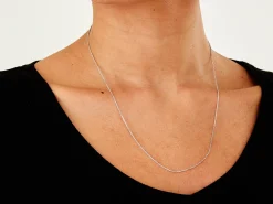 9ct White Gold 0.8mm Diamond Cut Oval Belcher Chain 20