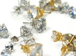 9ct White Gold 6mm Round Cubic Zirconia Stud Earrings Basket