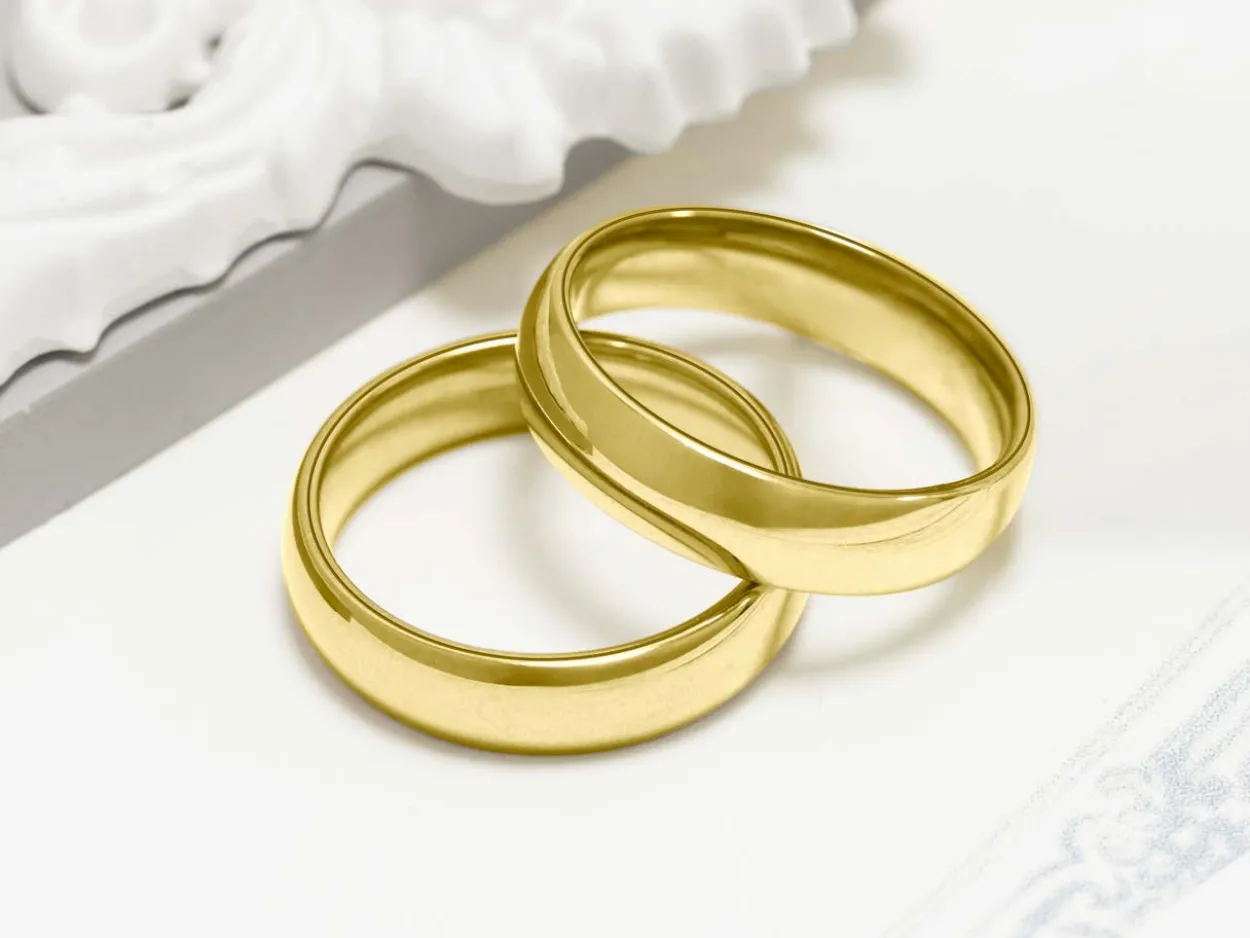 18ct Yellow Gold Court Wedding Ring 5.0mm, Size L, 3.14g Super Lightweight, Laser Hallmarked, Wall Thickness 1.8mm, 100% Recycled Gold