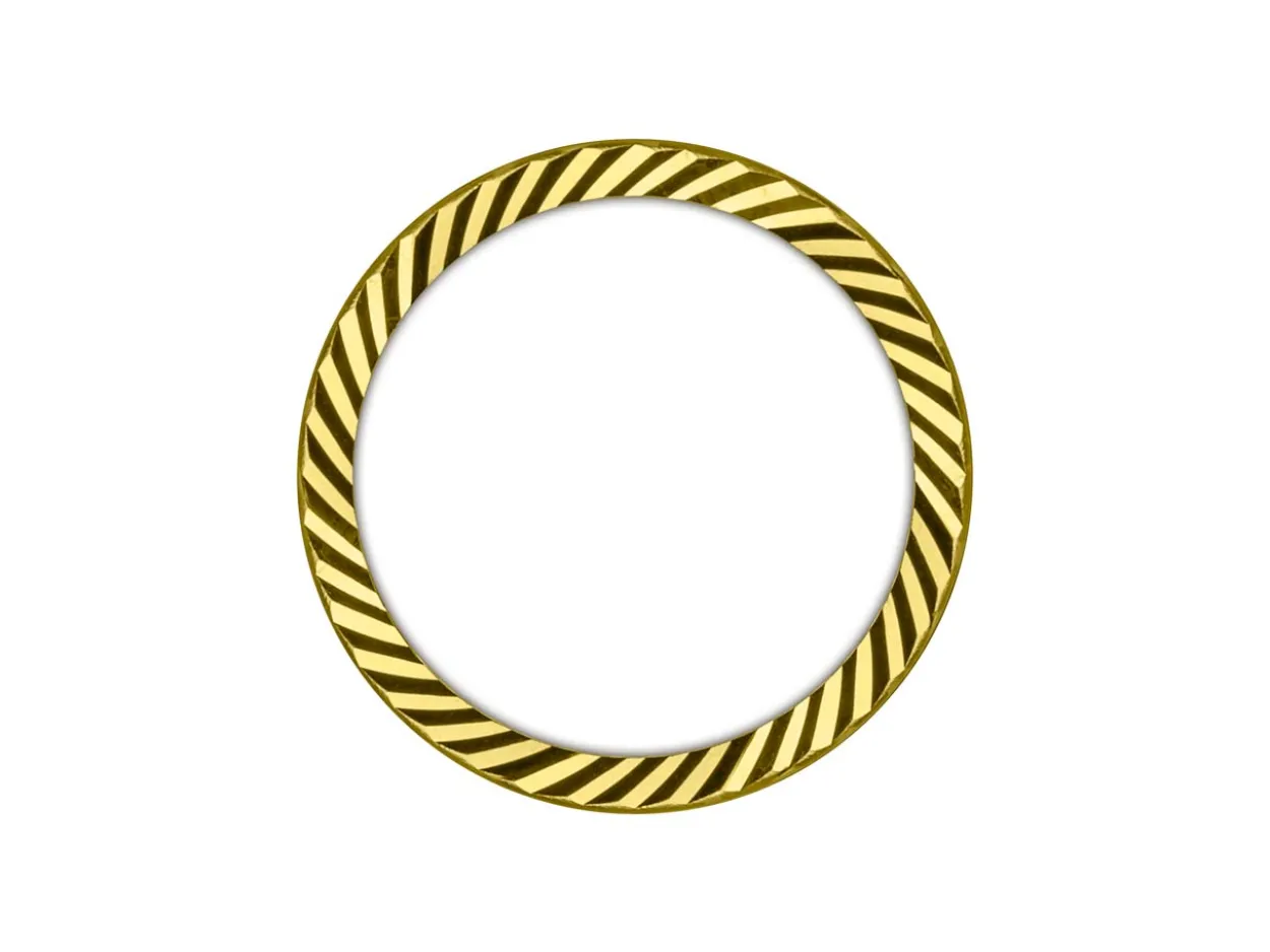 9ct Yellow Gold Half Sovereign 4 Claw Dia