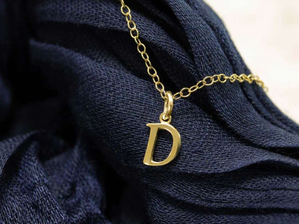 9ct Yellow Gold Letter D Initial Charm