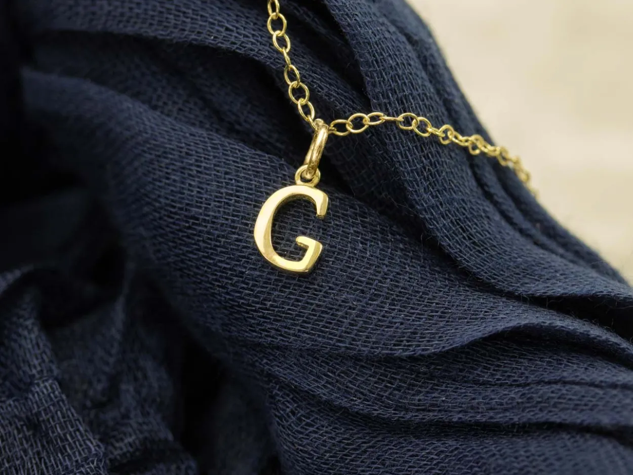 9ct Yellow Gold Letter G Initial Charm