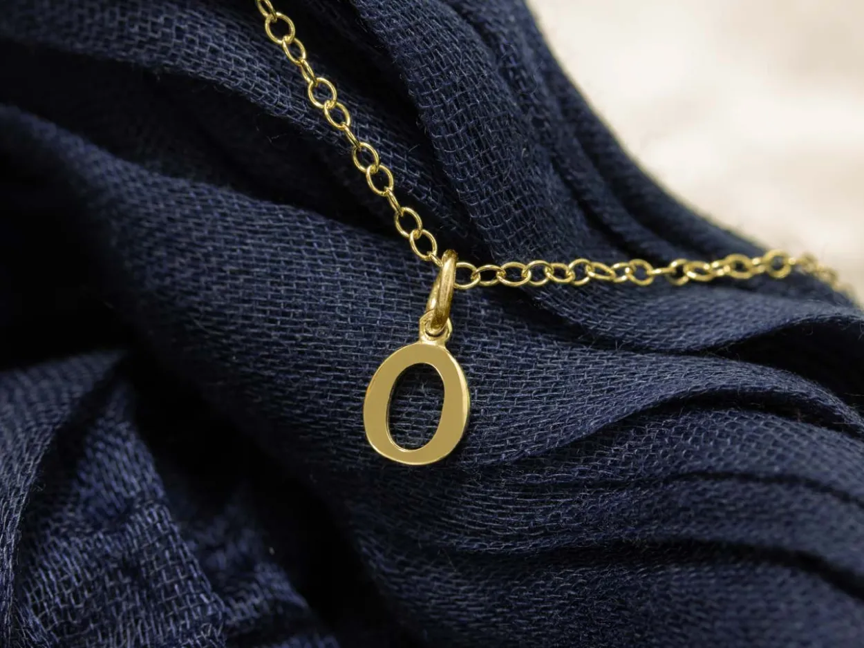 9ct Yellow Gold Letter O Initial Charm