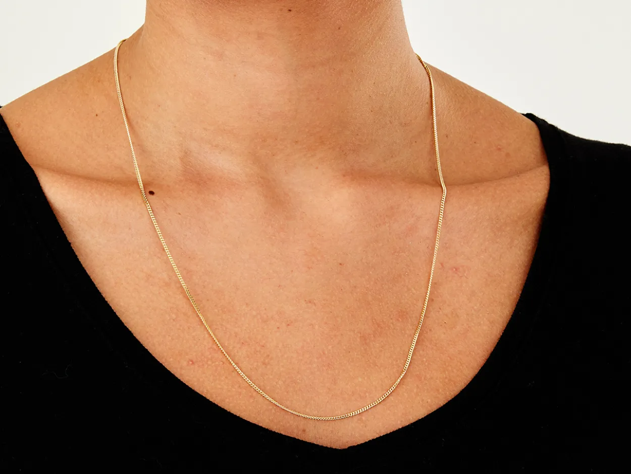 9ct Yellow Gold 1.3mm Diamond Cut Curb Chain 22"/55cm Hallmarked