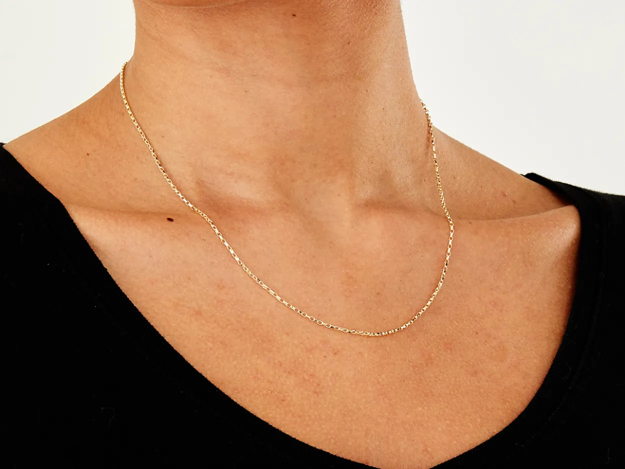 9ct Yellow Gold 1.5mm Diamond Cut Oval Belcher Chain 18"/45cm Hallmarked