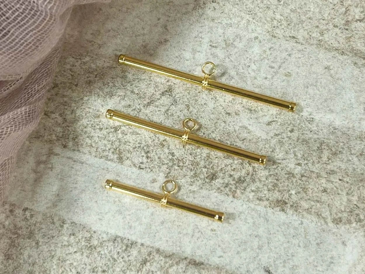 9ct Yellow Gold T-bar 24mm X 1.8mm