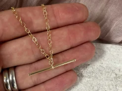 9ct Yellow Gold T-bar 33mm X 1.8mm