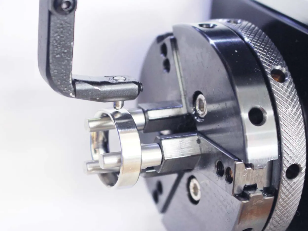 Magic 1s Compact Ring Engraver