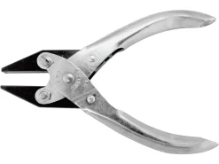 Maun Flat Nose Pliers 140mm/5.5" Parallel Action, With Smooth Jaws