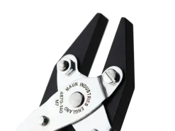 Maun Flat Nose Pliers 140mm/5.5