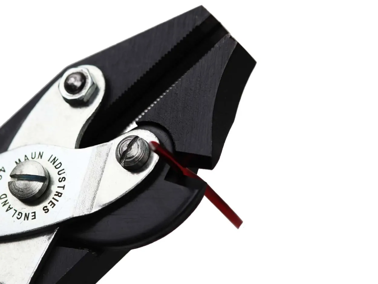 Maun Flat Nose With Side Cutter 160mm/6.5" Parallel Action, With Serrated Jaws, For Hard Wire