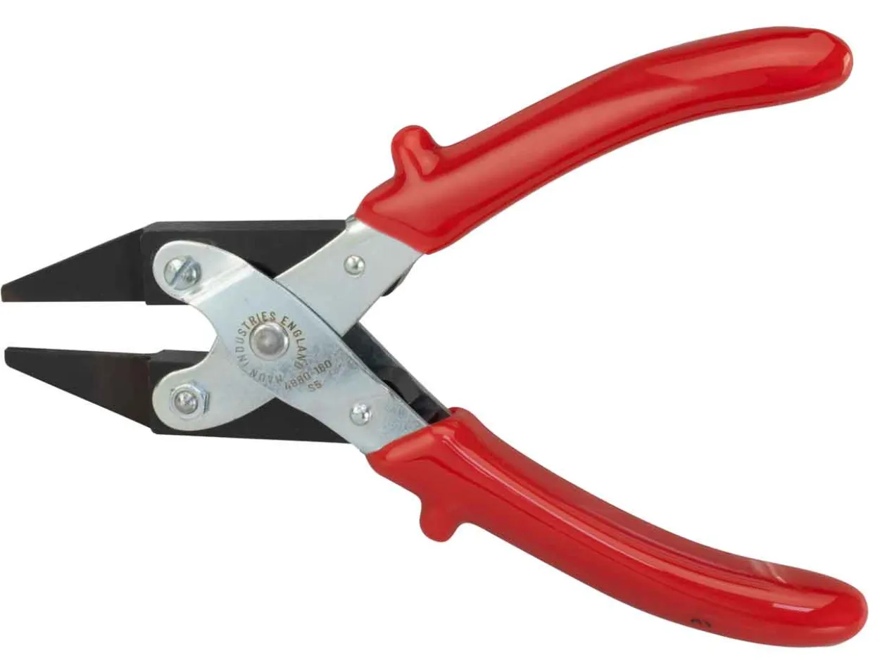 Maun Thin Flat Nose Pliers 160mm/6.5" Parallel Action, With Smooth Jaws And Comfort Grip Handle