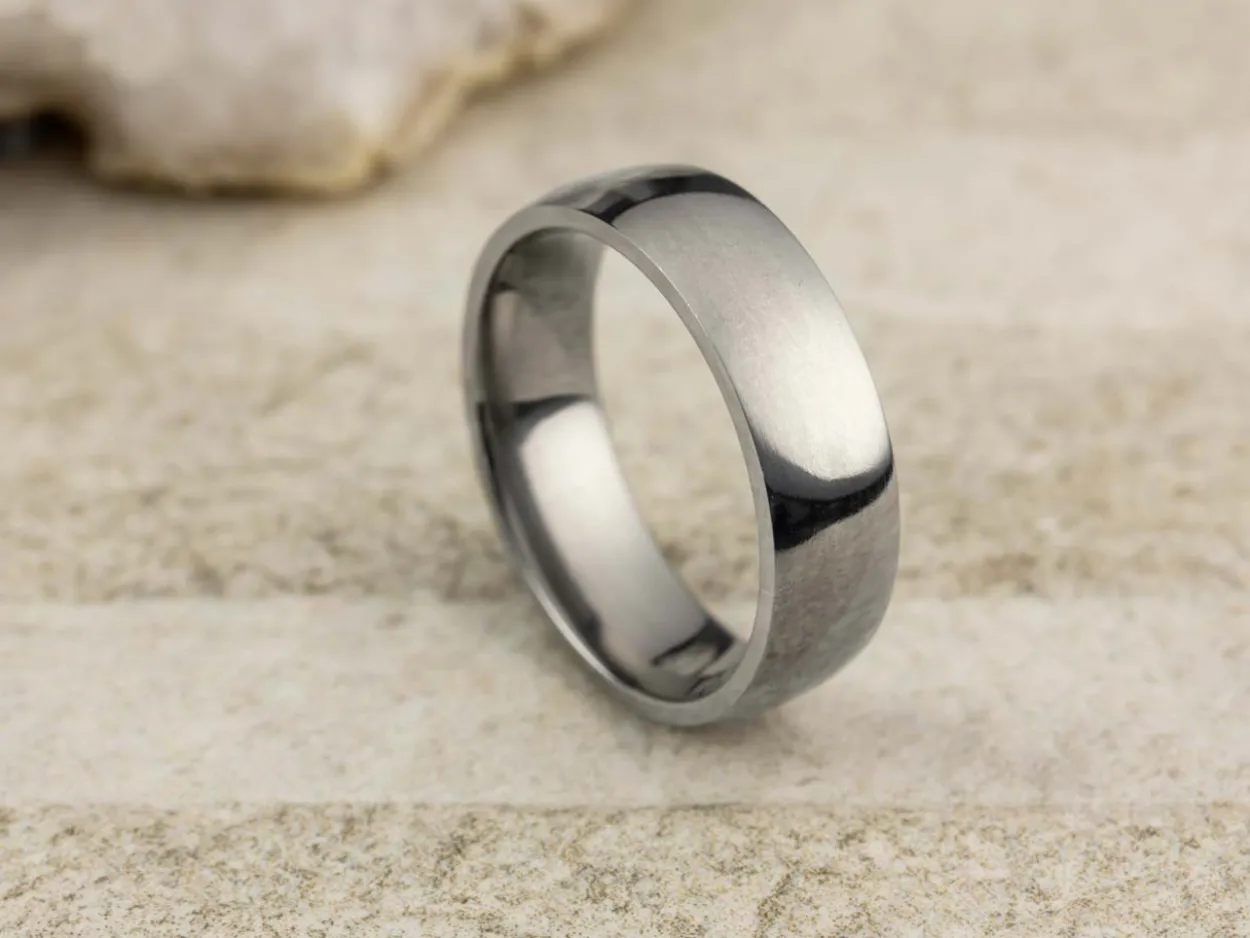 Titanium Court Polished Wedding Ring 6.0mm, Size T, 1.8mm Wall