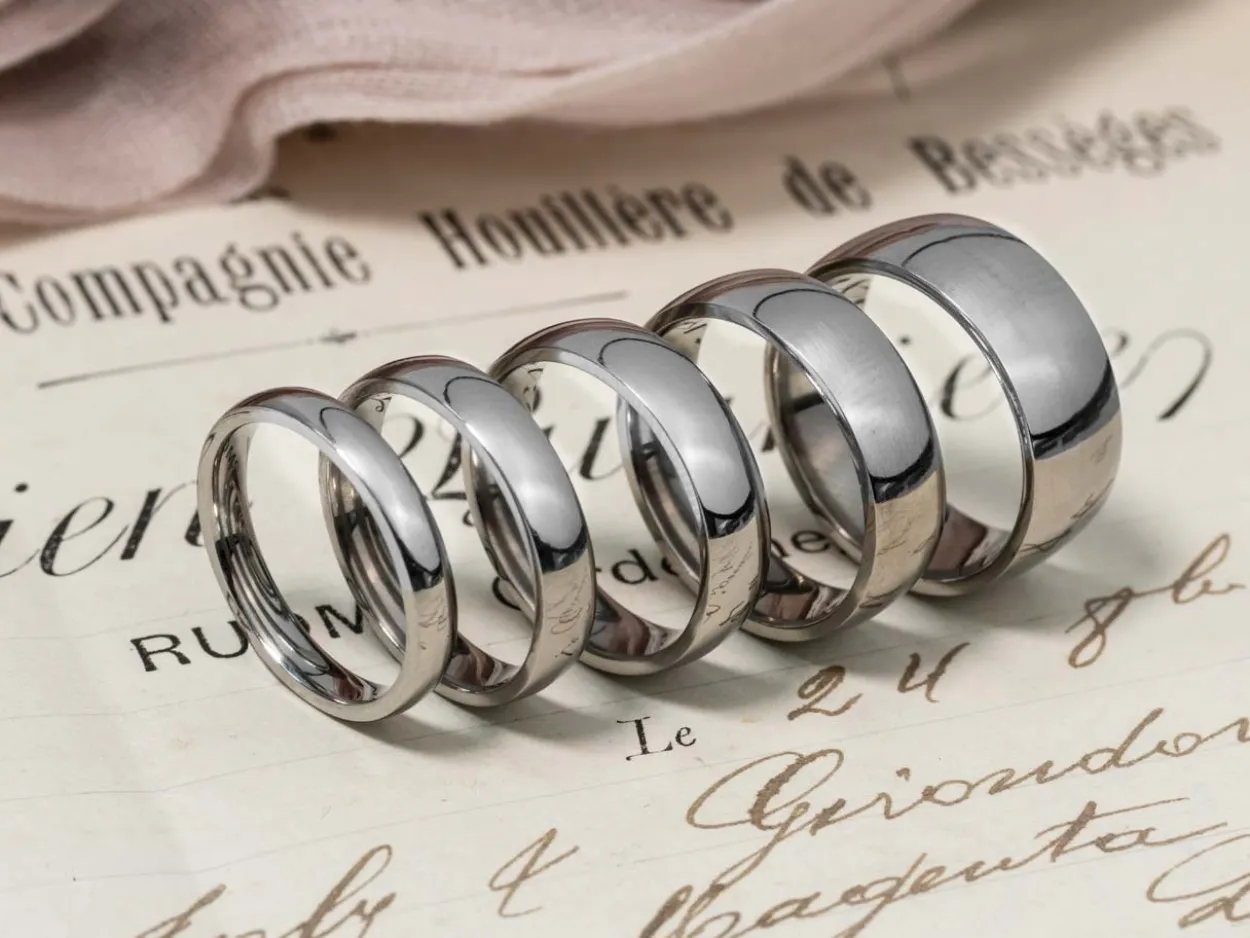 Titanium Court Polished Wedding Ring 4.0mm, Size Y, 1.6mm Wall