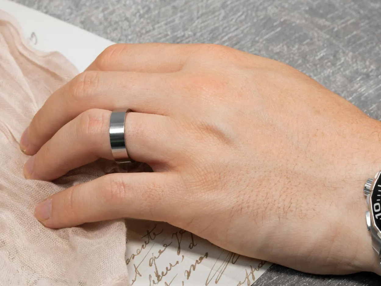 Titanium Flat Court Easy Fit Polished Wedding Ring 6.0mm, Size R, 1.8mm Wall