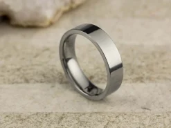 Titanium Flat Court Easy Fit Polished Wedding Ring 5.0mm, Size T, 1.8mm Wall