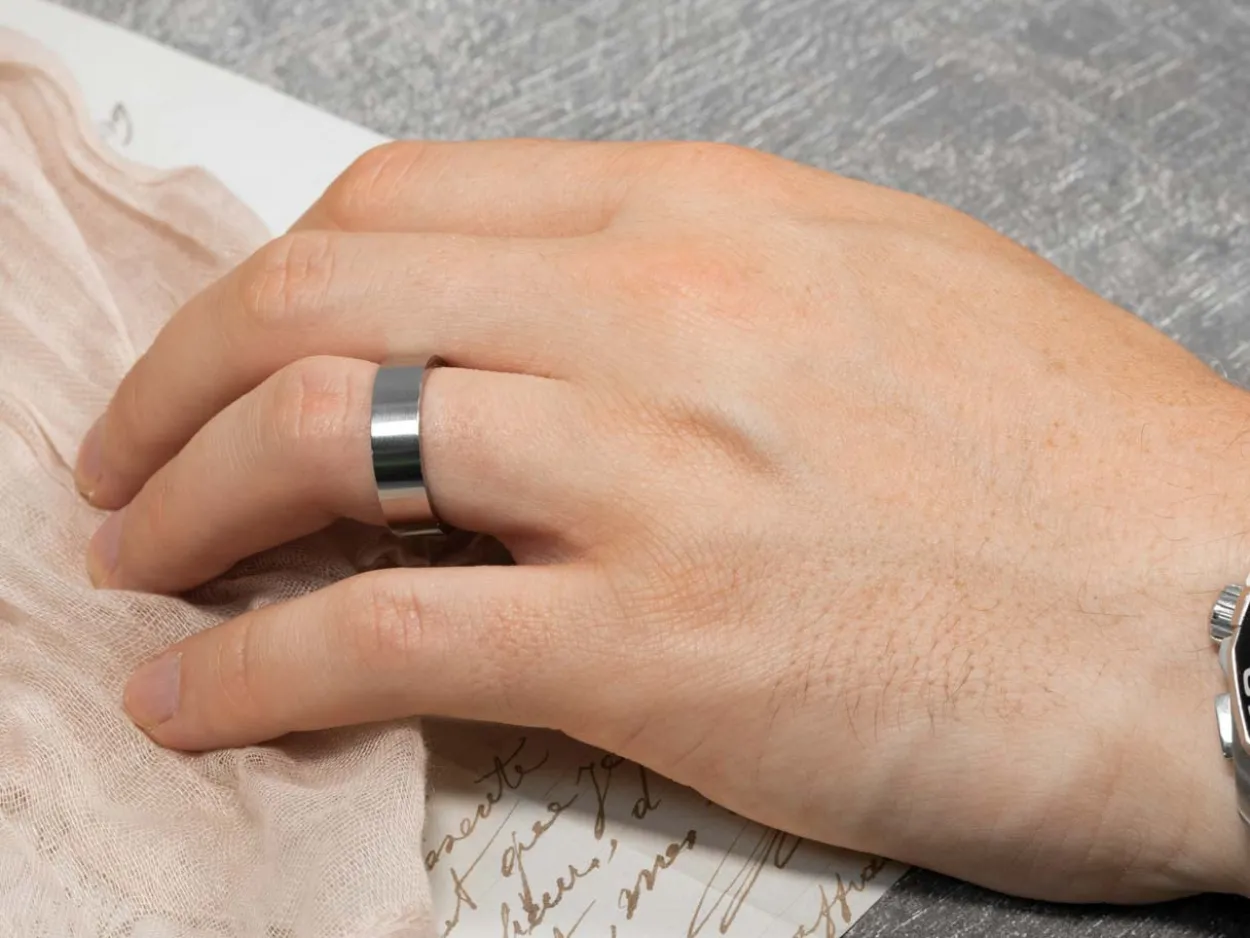 Titanium Flat Court Easy Fit Polished Wedding Ring 5.0mm, Size R, 1.8mm Wall