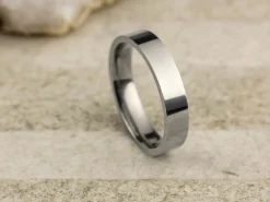 Titanium Flat Court Easy Fit Polished Wedding Ring 4.0mm, Size Z, 1.6mm Wall