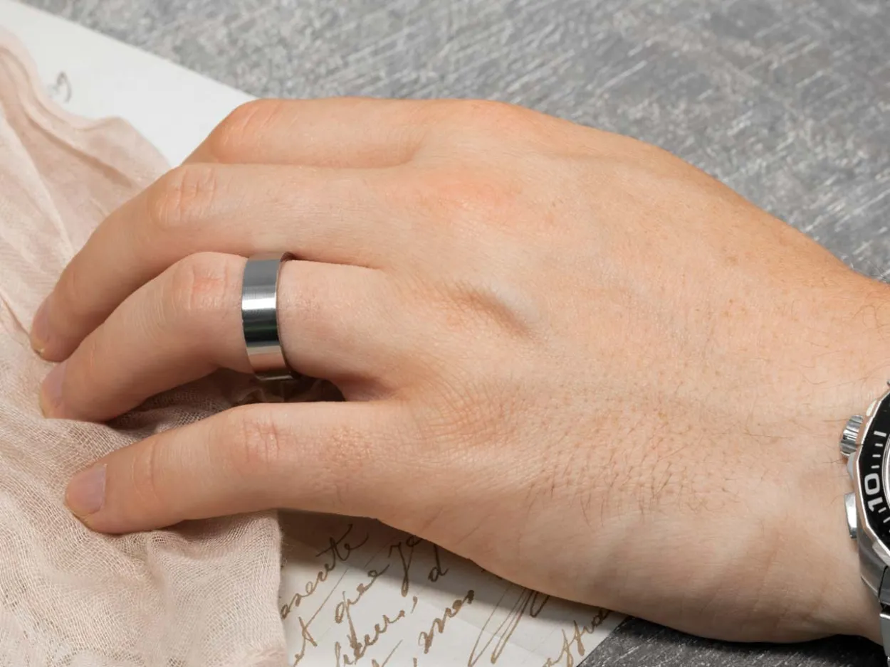 Titanium Flat Court Easy Fit Polished Wedding Ring 4.0mm, Size S, 1.6mm Wall