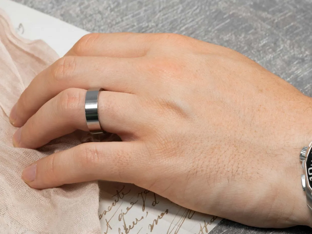 Titanium Flat Court Easy Fit Polished Wedding Ring 4.0mm, Size R, 1.6mm Wall