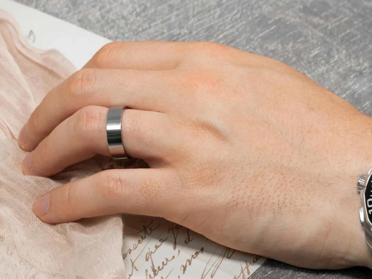 Titanium Flat Court Easy Fit Polished Wedding Ring 4.0mm, Size M, 1.6mm Wall