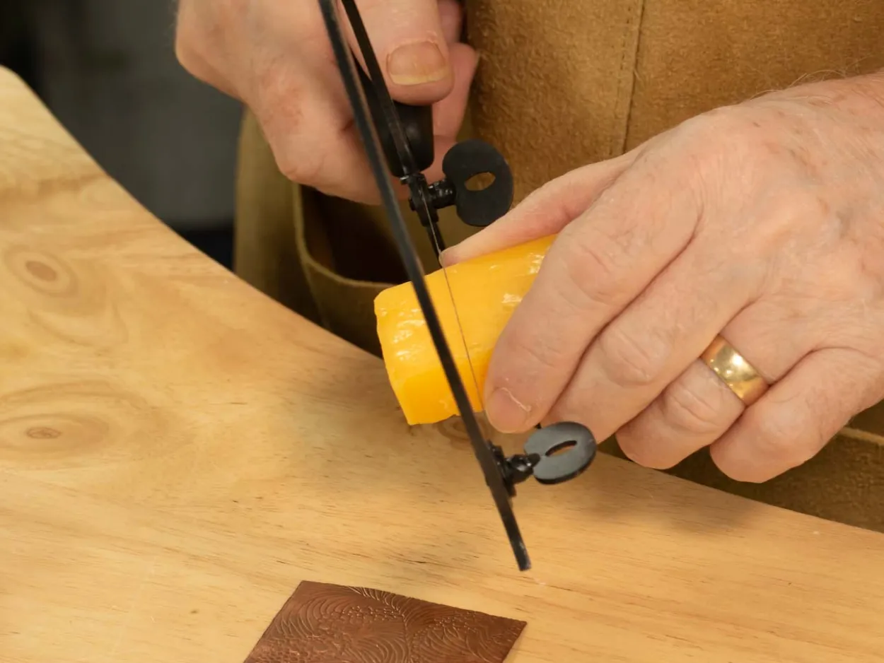Vallorbe Glardon Saw Blades Set Of 24, Grades 2/0 And 3/0 With 1oz Beeswax Block
