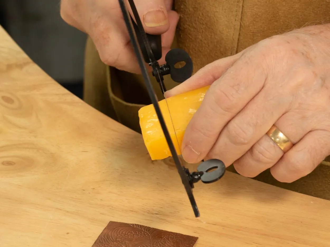 Vallorbe Glardon Saw Blades Set Of 36, Grades 2/0, 3/0 And 4/0 With 1oz Beeswax Block
